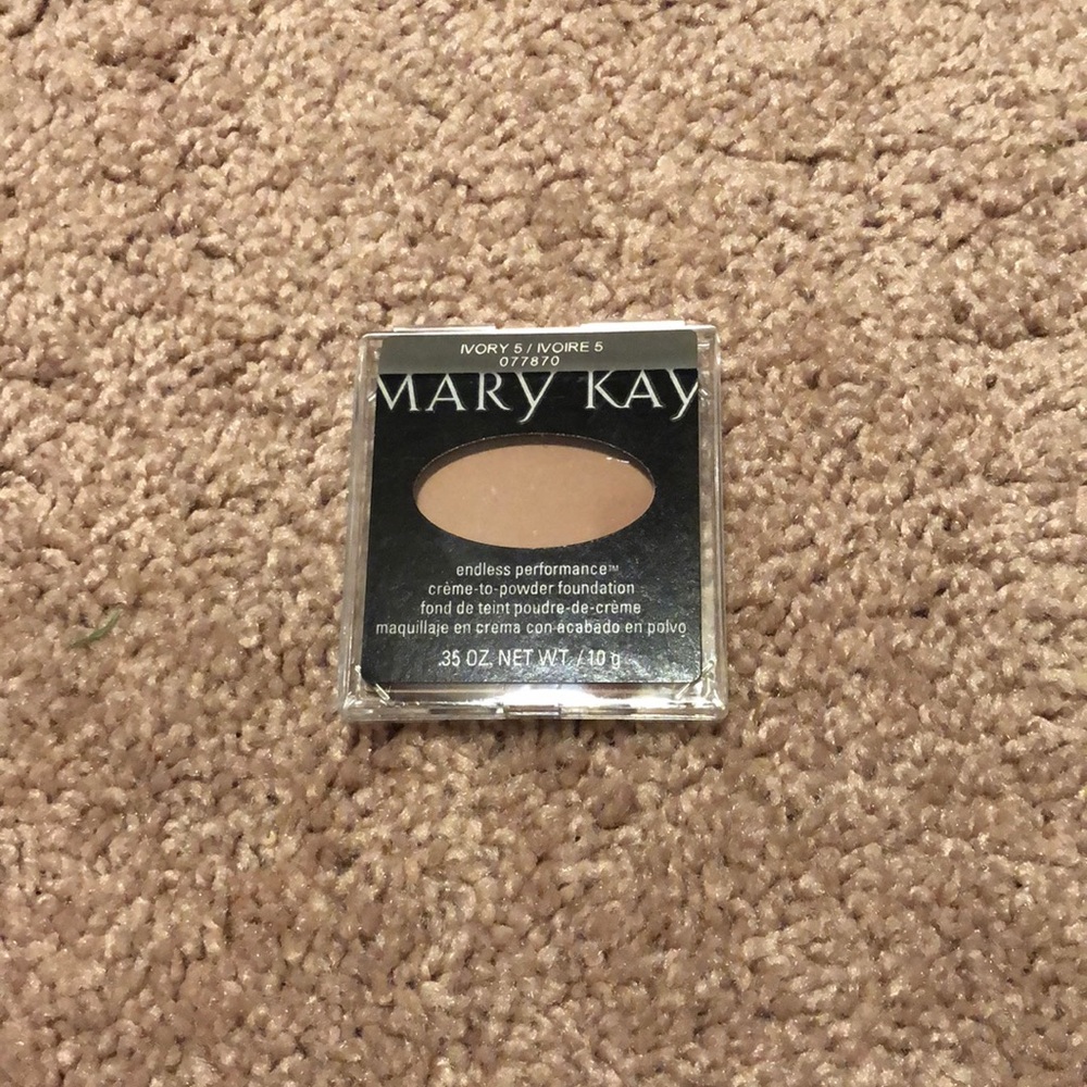 Cream to powder ivory 5